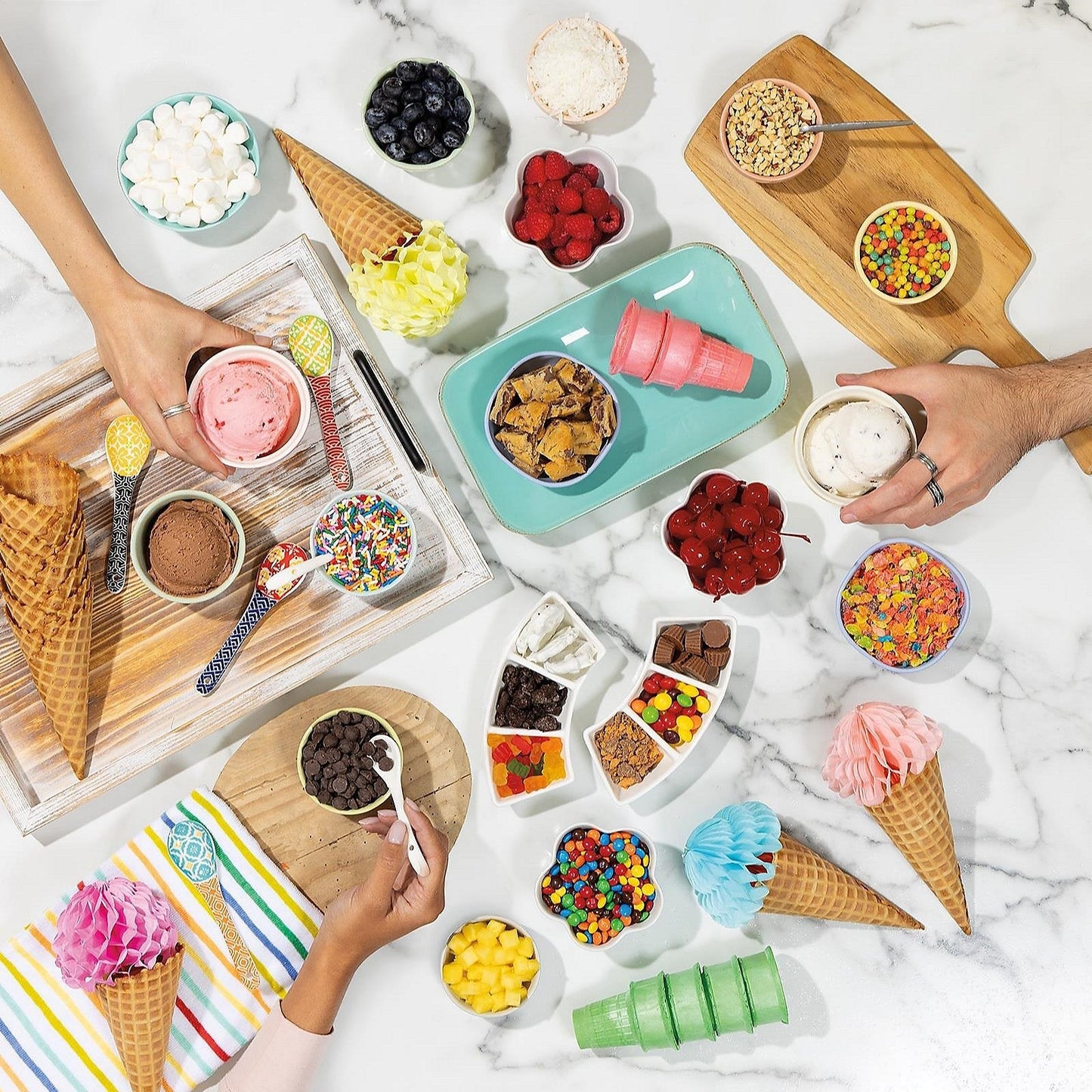 Ninja Swirl by CREAMi Soft Serve & Ice Cream Machine NC701UK